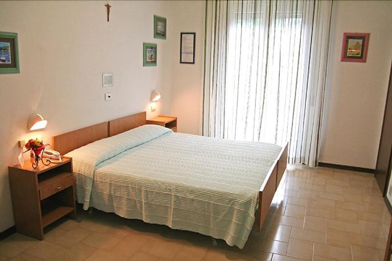 Hotel Marselli Rimini Buitenkant foto