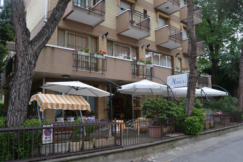 Hotel Marselli Rimini Buitenkant foto