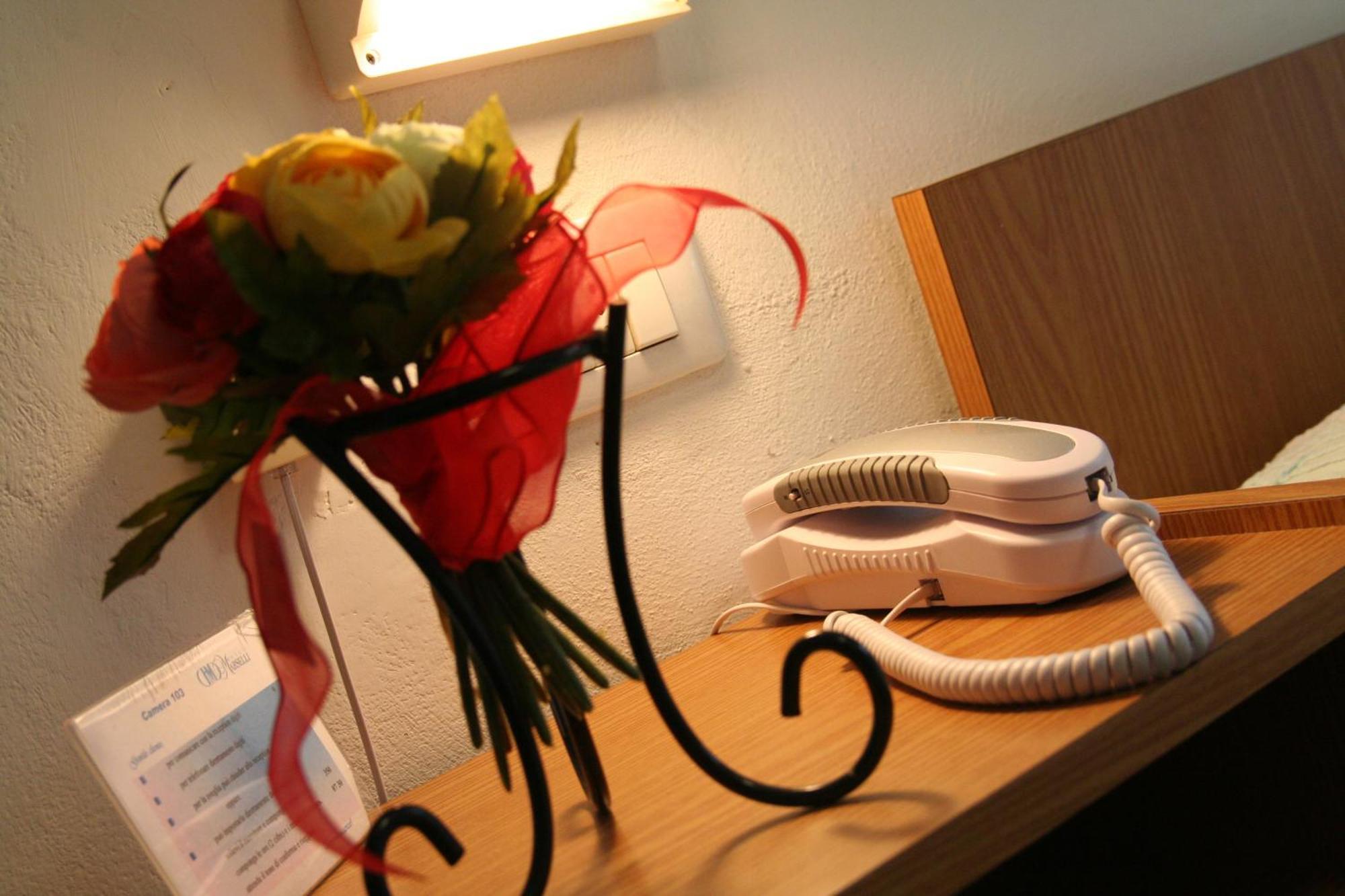 Hotel Marselli Rimini Buitenkant foto