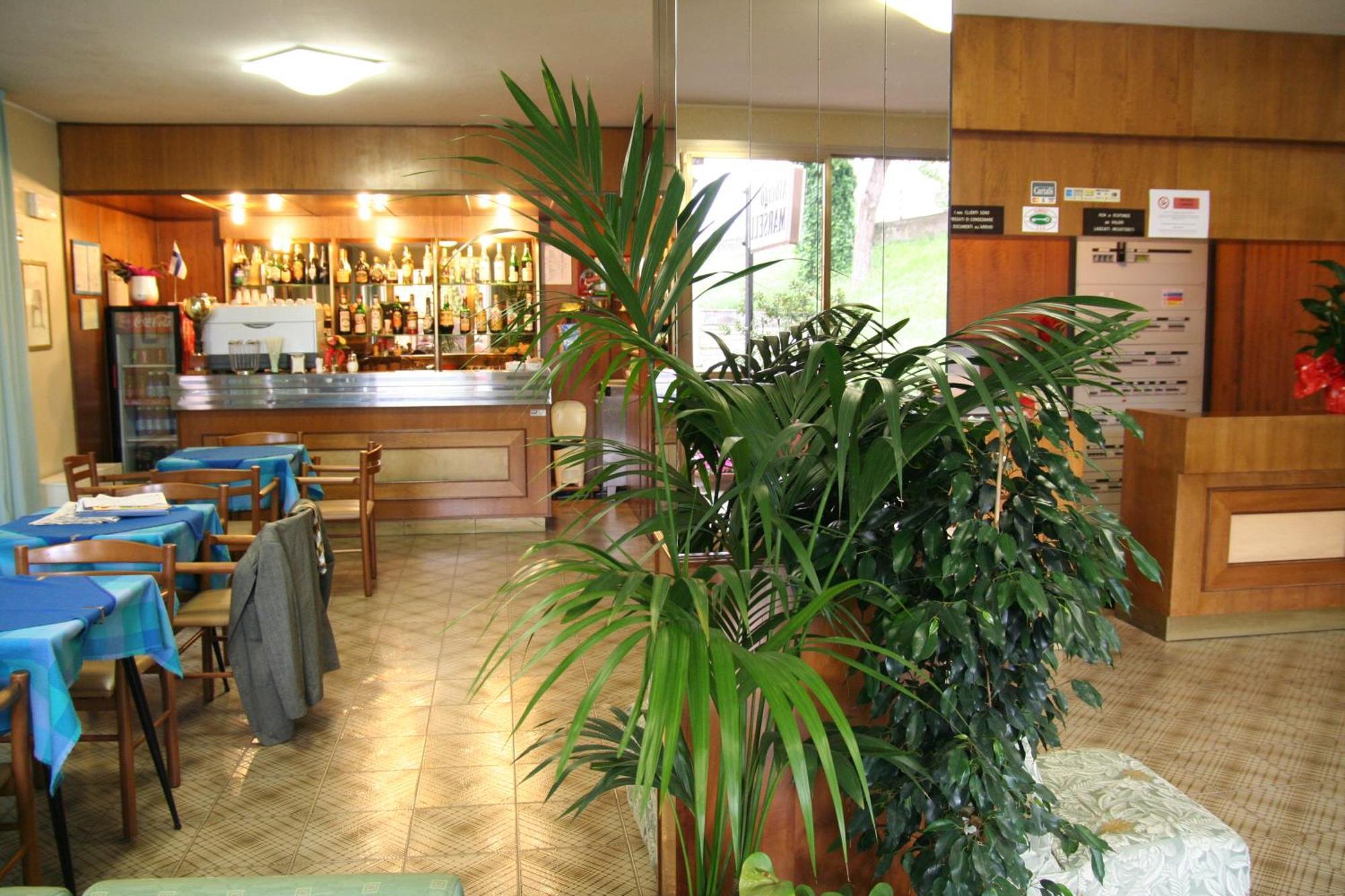 Hotel Marselli Rimini Buitenkant foto