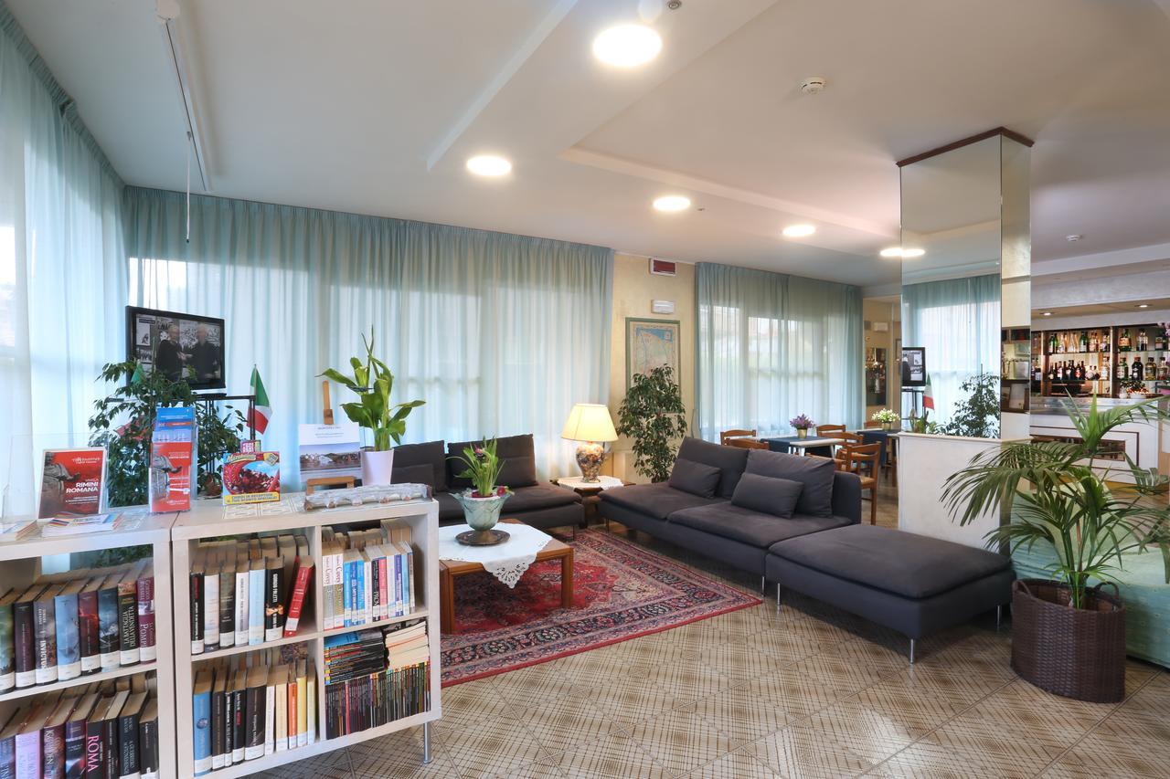 Hotel Marselli Rimini Buitenkant foto